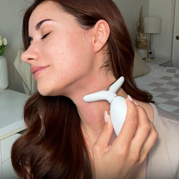 Radiavé™ LED Facial & Neck Massager – Skin Tightening & Wrinkle Reduction